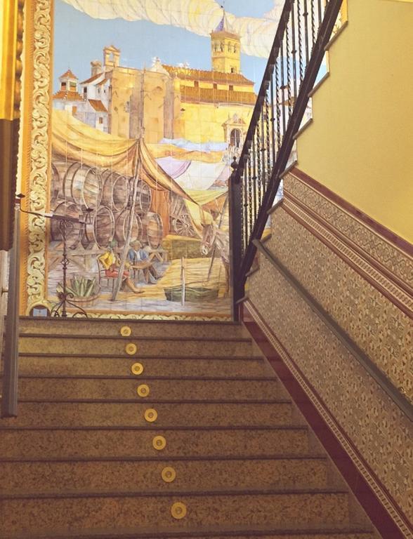 Hotel Sandra Alcalá de Guadaira Zewnętrze zdjęcie