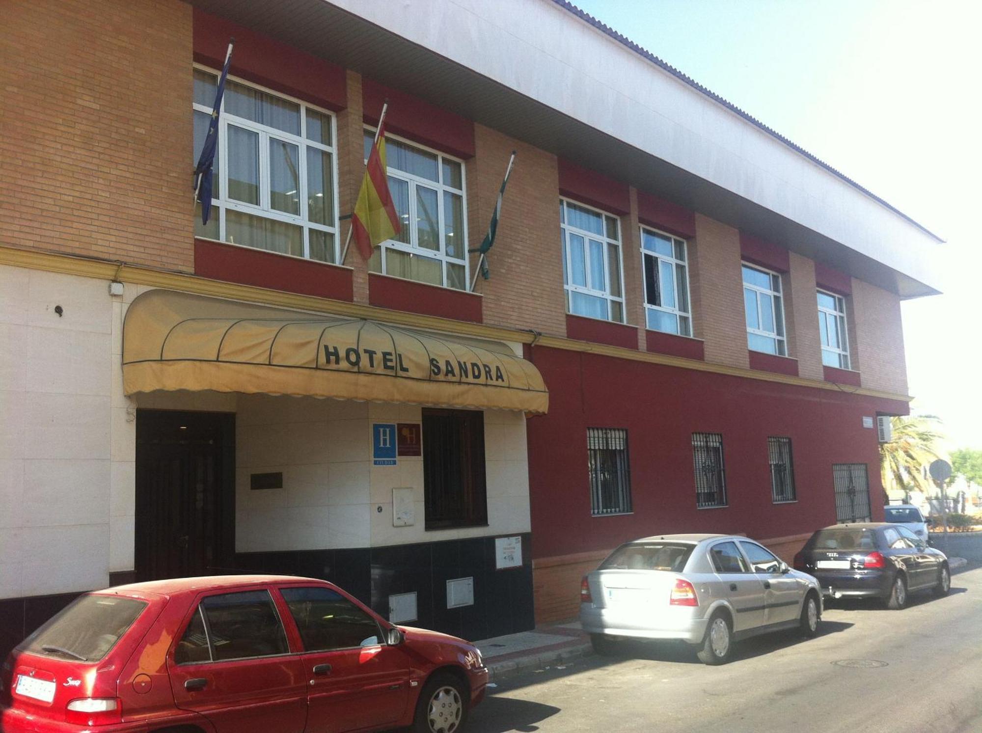 Hotel Sandra Alcalá de Guadaira Zewnętrze zdjęcie