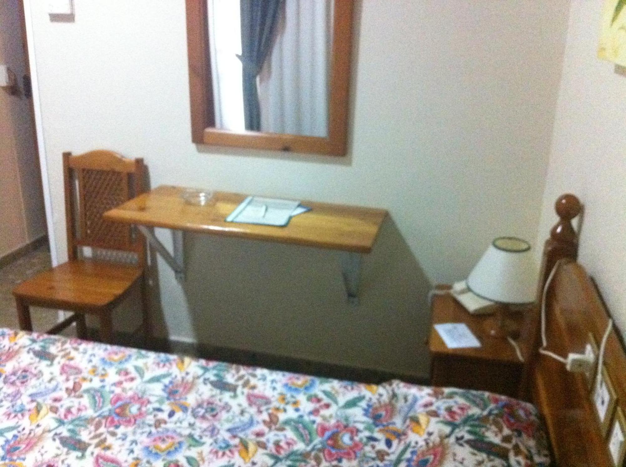 Hotel Sandra Alcalá de Guadaira Pokój zdjęcie
